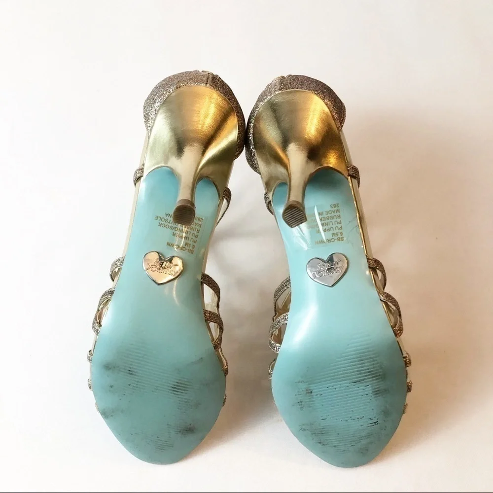 𝅺BLUE By Betsy Johnson SB Crown Dress Pump